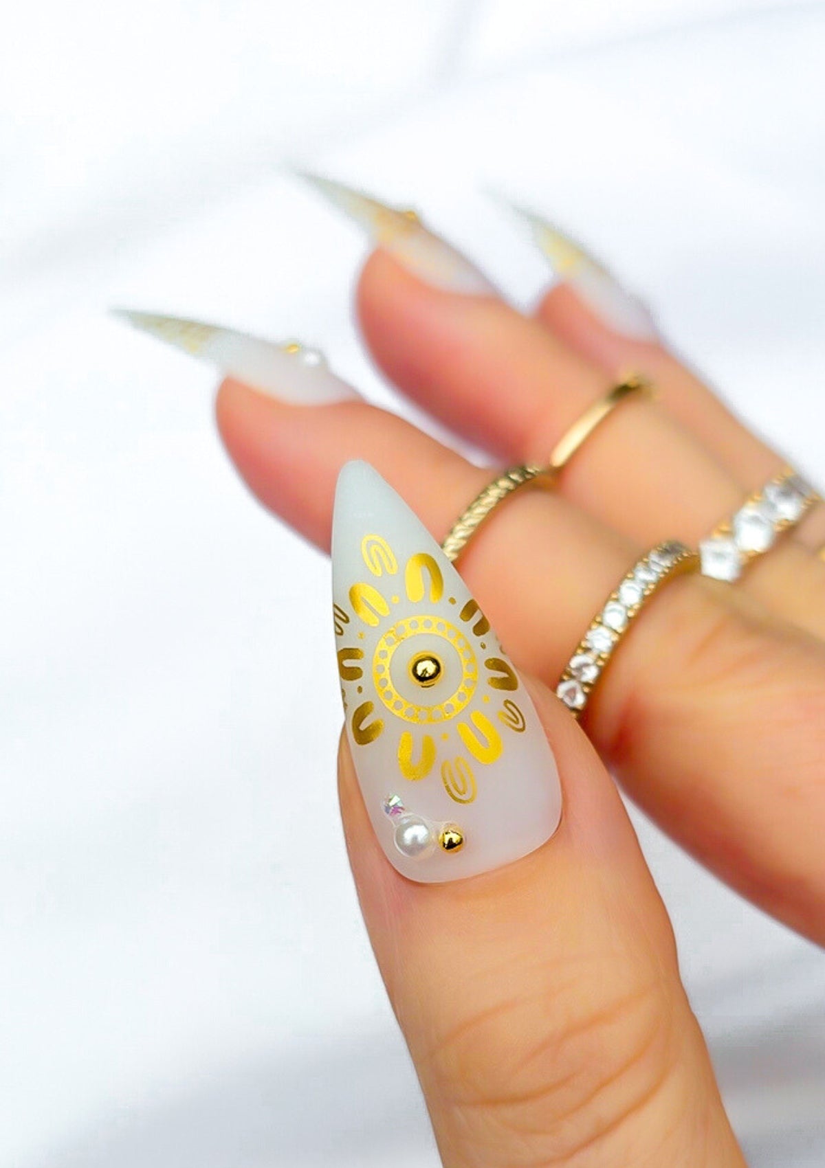 INDIGENOUS AUSTRALIAN NAIL FOILS | BELONGING | GOLD