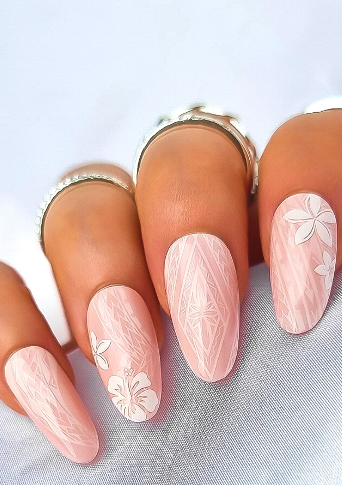 POLYNESIAN NAIL TRANSFER TATTOOS - TROPICAL FLOWERS - WHITE