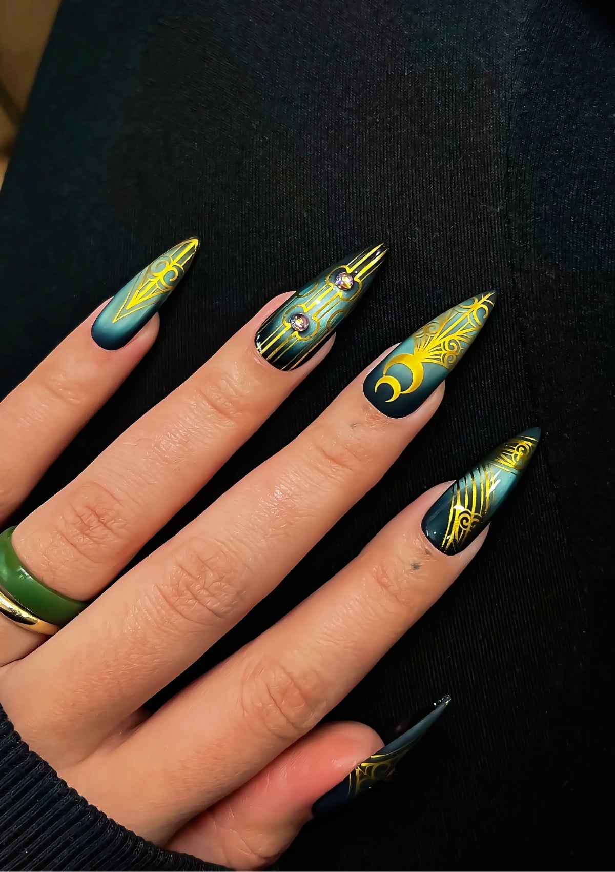 MĀORI NAIL FOILS | NGĀ WHETŪ O MATARIKI | GOLD