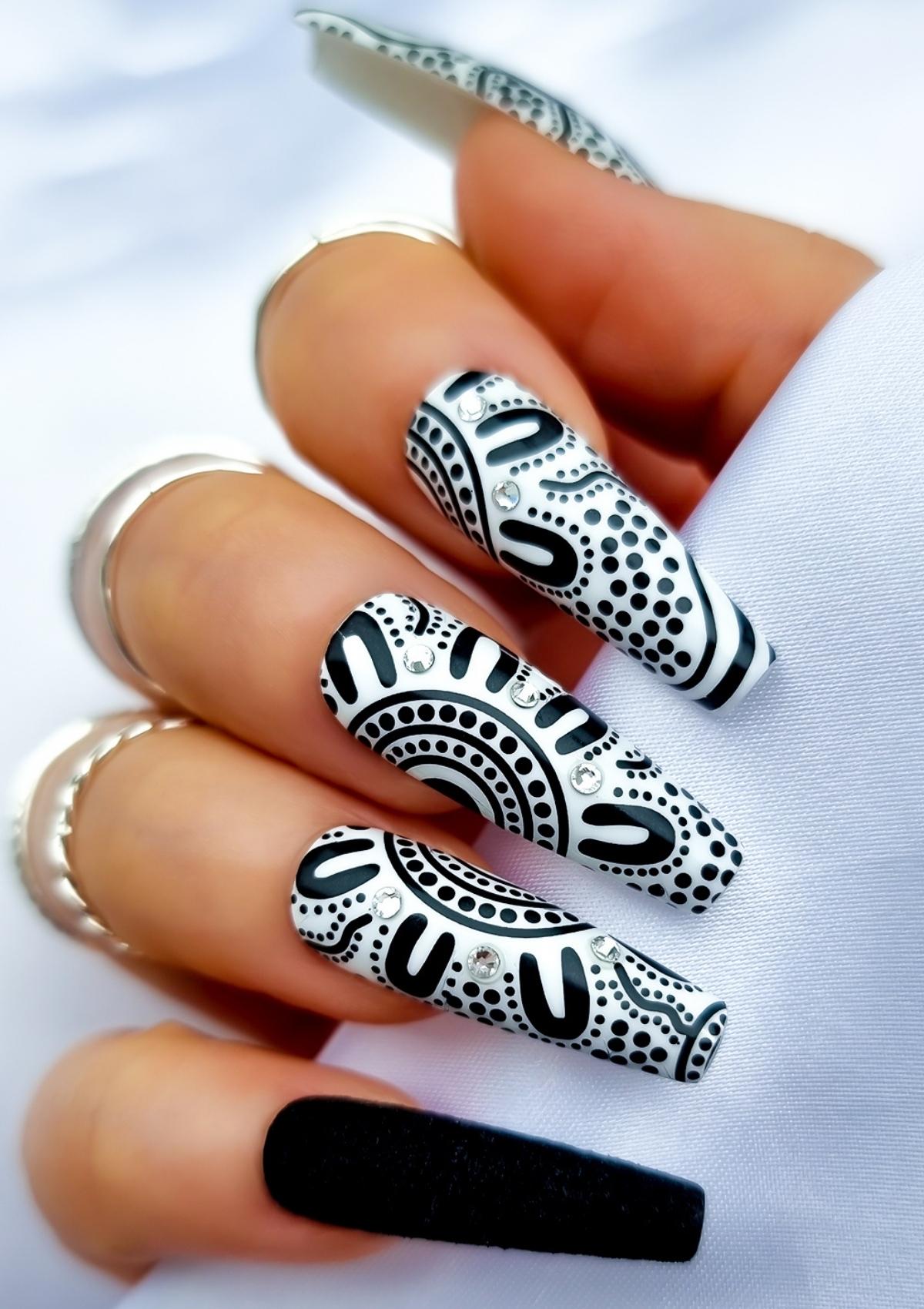 Black and white Aboriginal Australian nail art design